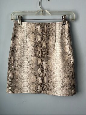 Dynamite Snake-Print Faux Leather Structured Mini Skirt Pleather Size XXS